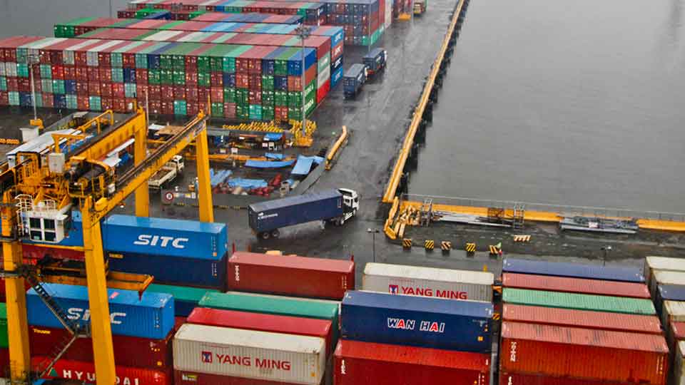Transit Times in Canadian Freight: How They Impact Shipping Costs & Delivery