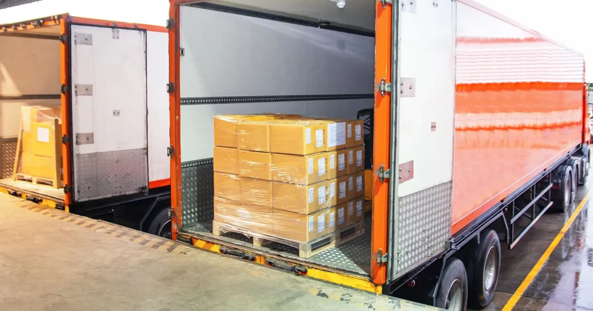 What’s LTL Shipping and Why It’s a Smarter Choice for Canadian Businesses